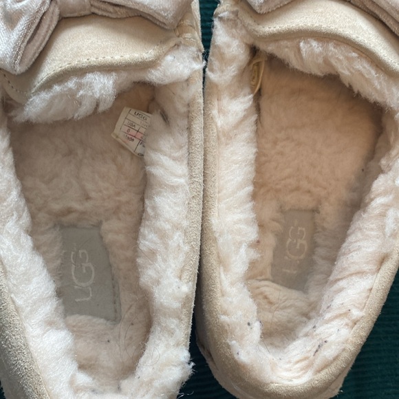 Ugg slippers - Picture 3 of 5